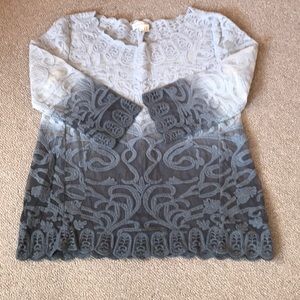 Very light 3/4 sleeves blouse, size XS